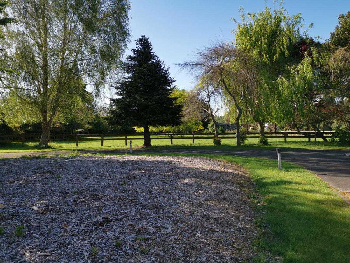 Farm Stay Right On Te Awa River Bike Trail Tamahere Exterior photo